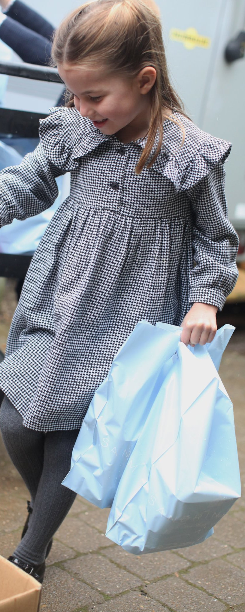 Princess Charlotte wears Amaia Dark Grey Ribbed Tights